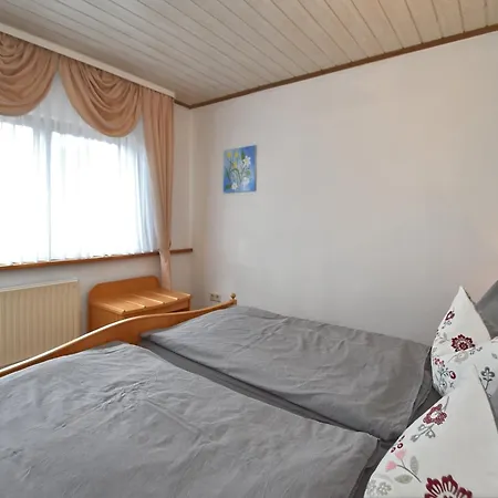 Charming With Garden In Tabarz Semesterbostad Cabarz